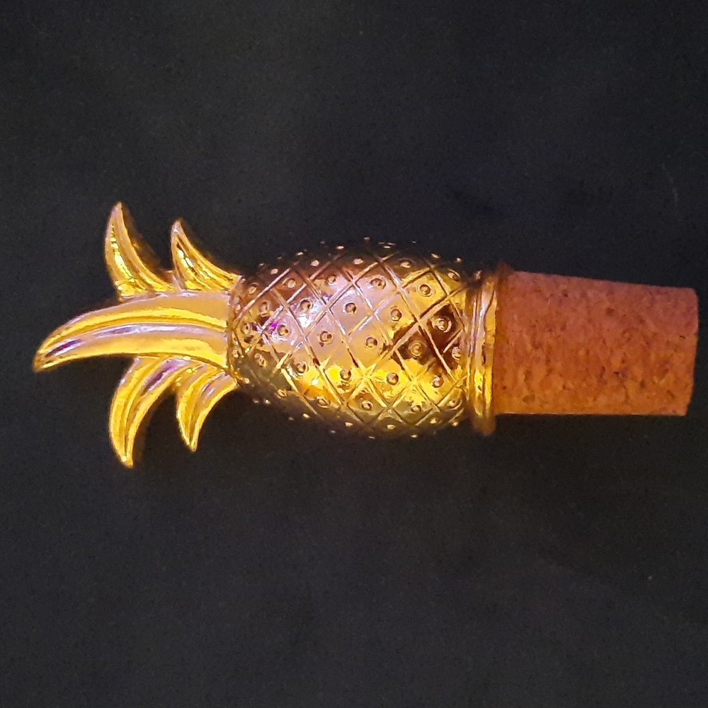 Pineapple Wine Stopper